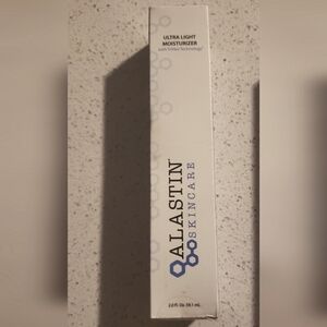 A1astin Ultra Light Moisturizer Lotion Face Beauty 2 oz Blue Label Sealed